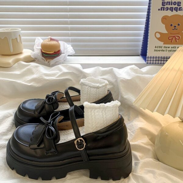 Women’s Retro Mary Jane Platform Bow Flats